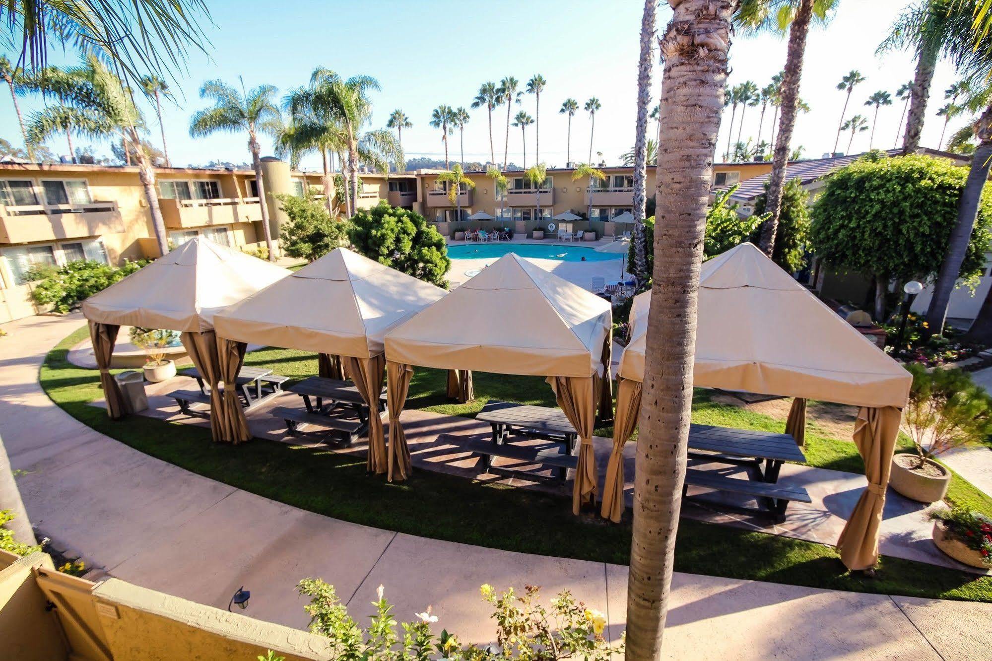 Winners Circle Resort ソラナ・ビーチ エクステリア 写真